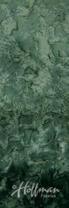Hoffman Fabrics Ombre Batiks Verde 851-157