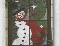 Happy Hollows In The Meadow Winter Window Pane   HH615