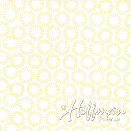 Hoffman Fabrics  Sunburst Floral Buttercream  P2978-412