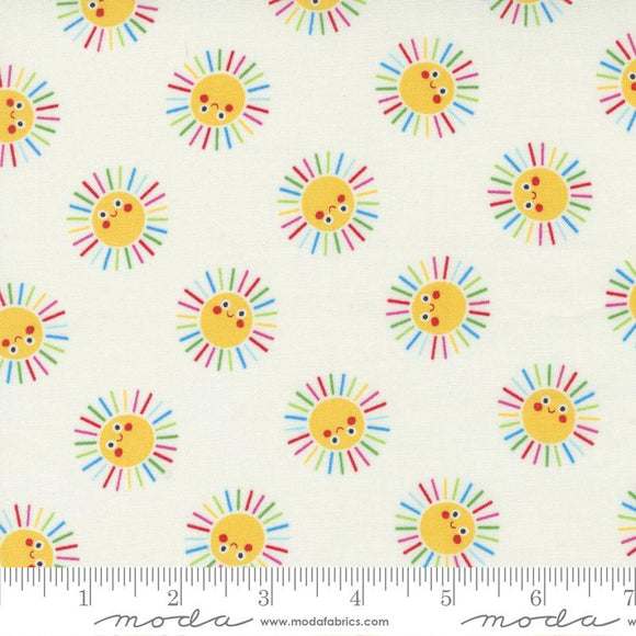 Moda Fabric Rainbow Garden Scattered Suns Cloud 35363 11