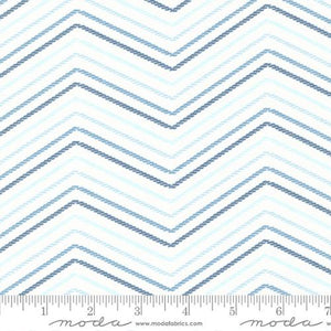 Moda Fabrics Lakeside Gatherings Flannel Cloud 49222 11F