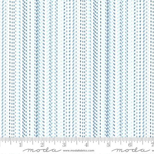 Moda Fabrics Lakeside Gatherings Flannel Cloud 49223 11F