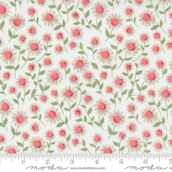 Moda Fabrics Love Note Small Daisies Cloud 5151 11