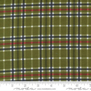 Moda Yuletide Gatherings Flannel Green Plaid Holly 49148 13F