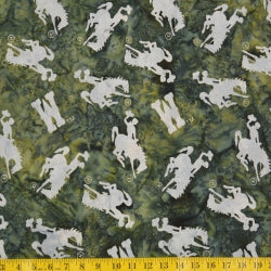 Hoffman Fabrics Bucking Horse Iguana P2992-273